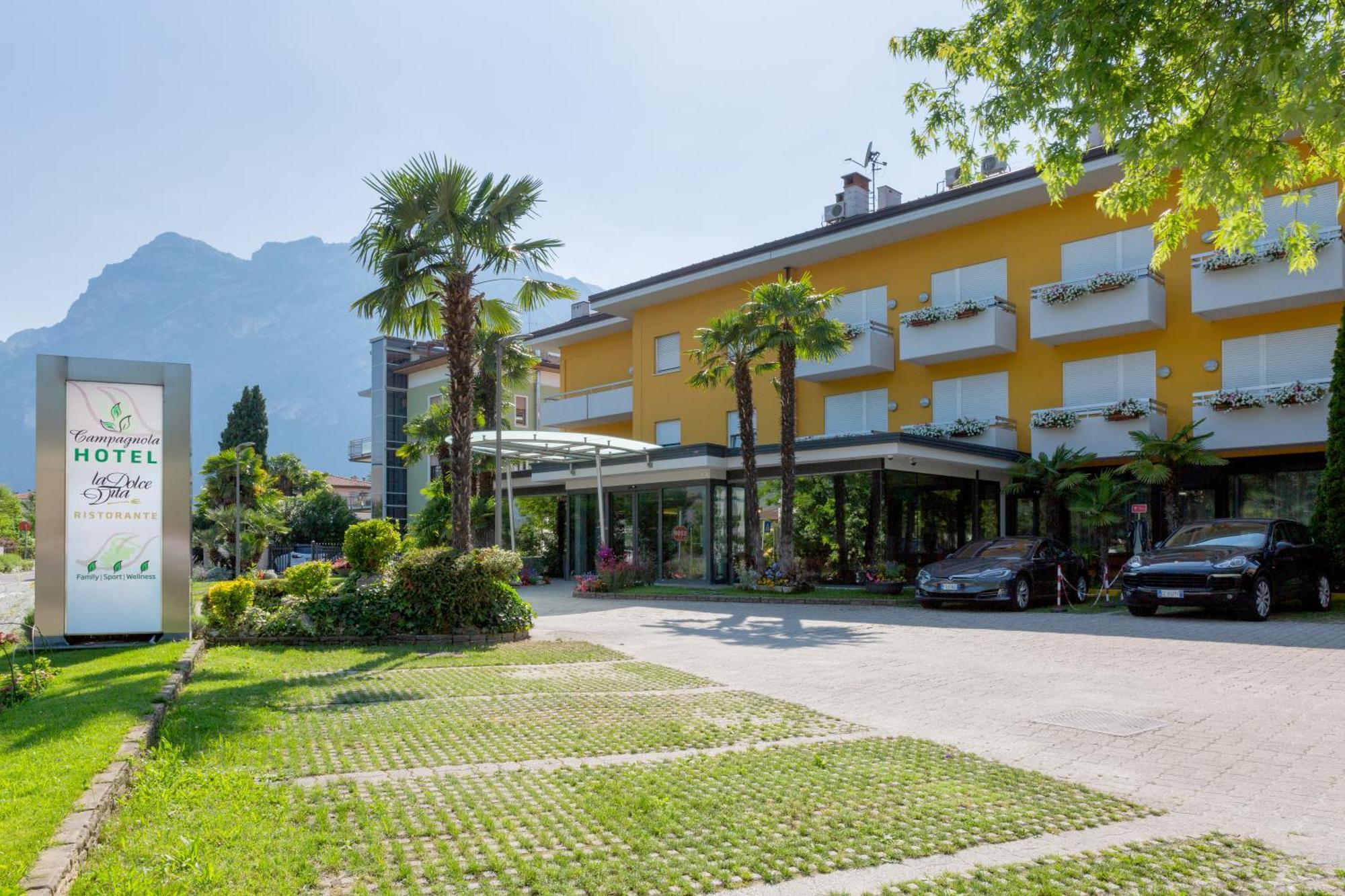 Appartamento Campagnola Mansardato Riva del Garda Kültér fotó